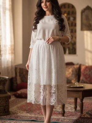 دارای آستری و بدن نما نمی باشد