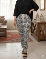 این مدل جزو شلوارهای وارداتی است که در طرح‌های متنوع و خاص عرضه می‌شود. ما برای رفاه مشتریان عزیز، امکان ارسال رایگان را در سراسر کشور فراهم کرده‌ایم تا خریدی مطمئن و مقرون‌به‌صرفه را تجربه کنید