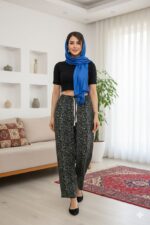 شلوار ریون زنانه با طراحی خاص و جنس نرم خود، انتخابی ایده‌آل برای بانوانی است که به‌دنبال ترکیب راحتی و زیبایی هستند. همین حالا از طریق سایت ما، اقدام به خرید شلوار زنانه با بهترین قیمت و ارسال رایگان از قشم و درگهان کنید